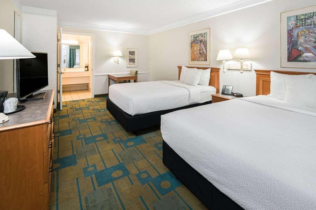 Days Inn By Wyndham San Diego Vista Quarto foto