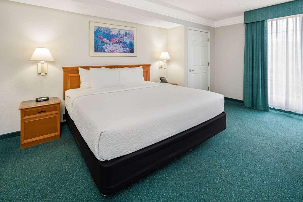 Days Inn By Wyndham San Diego Vista Quarto foto